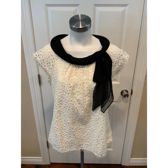 Milly White Sleeveless Floral Lace Top w/ Bow, Size 10 (US) NWT! $225 - Picture 1 of 5